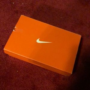 BRAND NEW NikeTiempo Rio FG Cleats